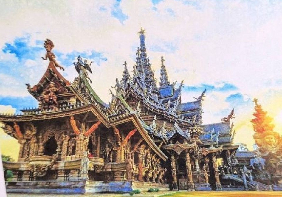 ปราสาทสัจธรรมพัทยา